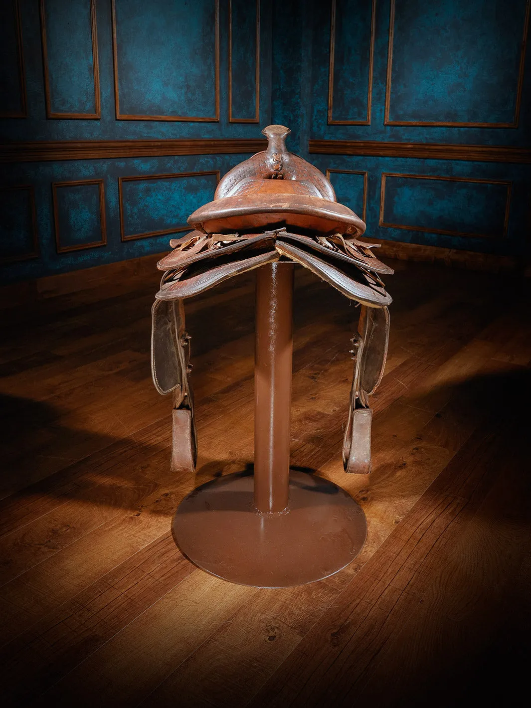 Maverick Western Saddle Bar Stool