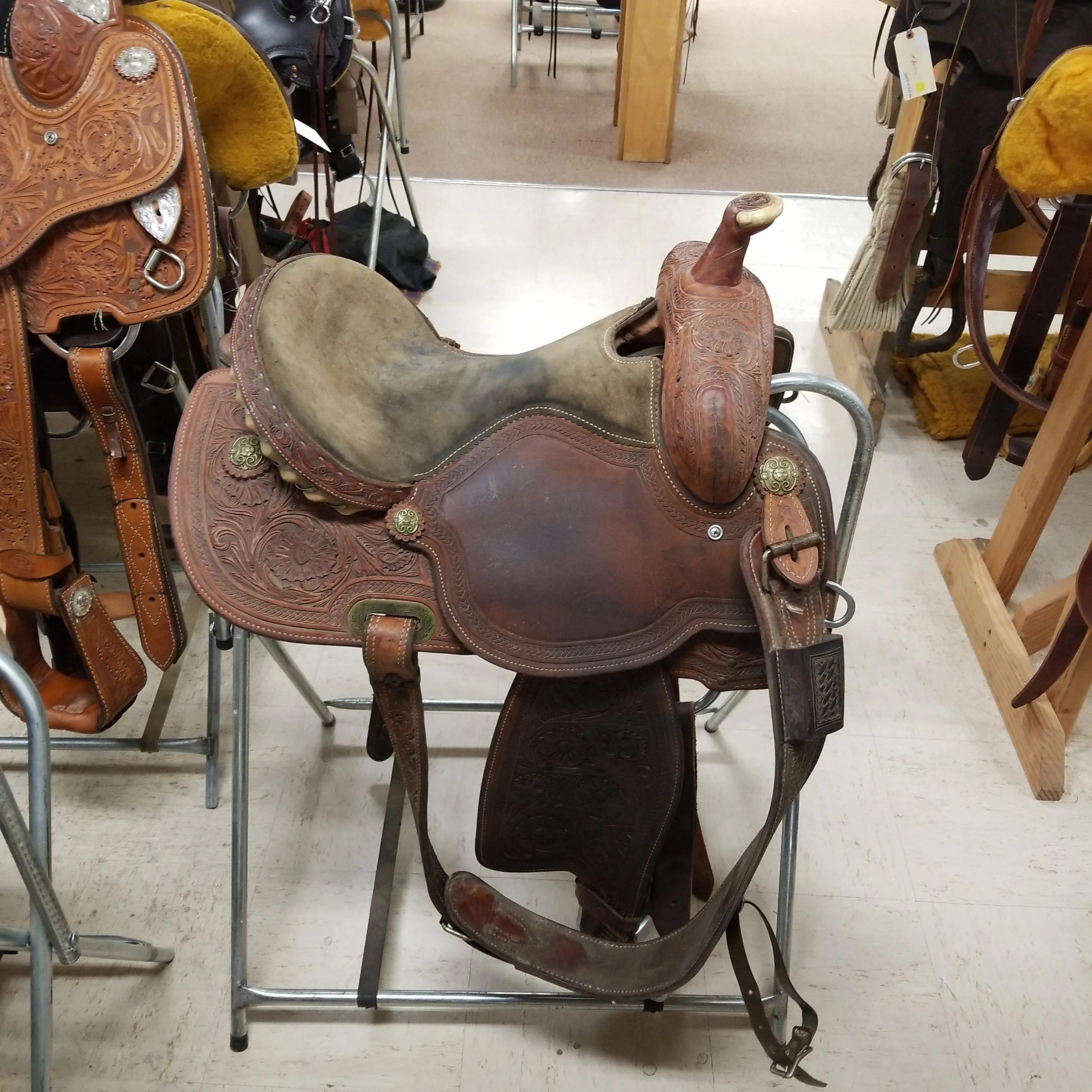 Used Charmayne Barrel Racer/D.S. 6/14 1/2-15"