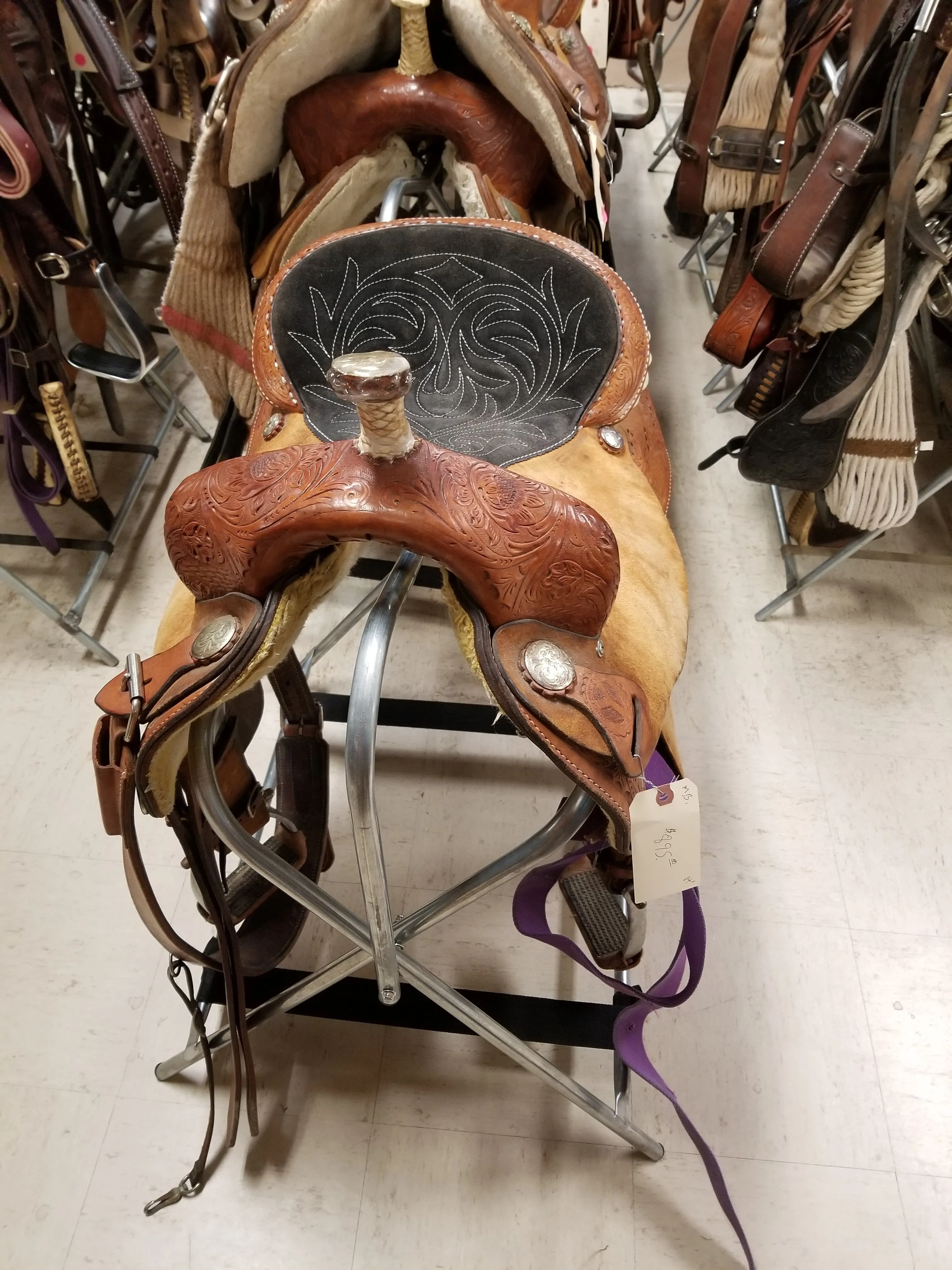 Used Circle Y Barrel Racer/M.B.8/14"